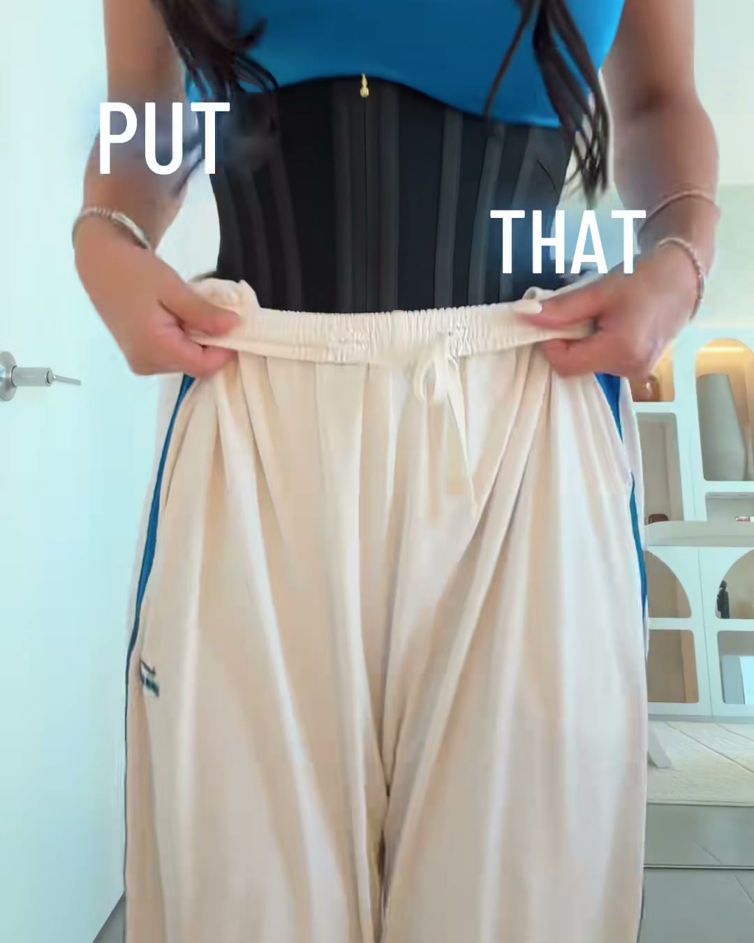 Wide loose pants over a smooth waist is (SHAPSHE Waist Trainer for Women Tummy Control Faja Body Shaper, Aerely Chacón)