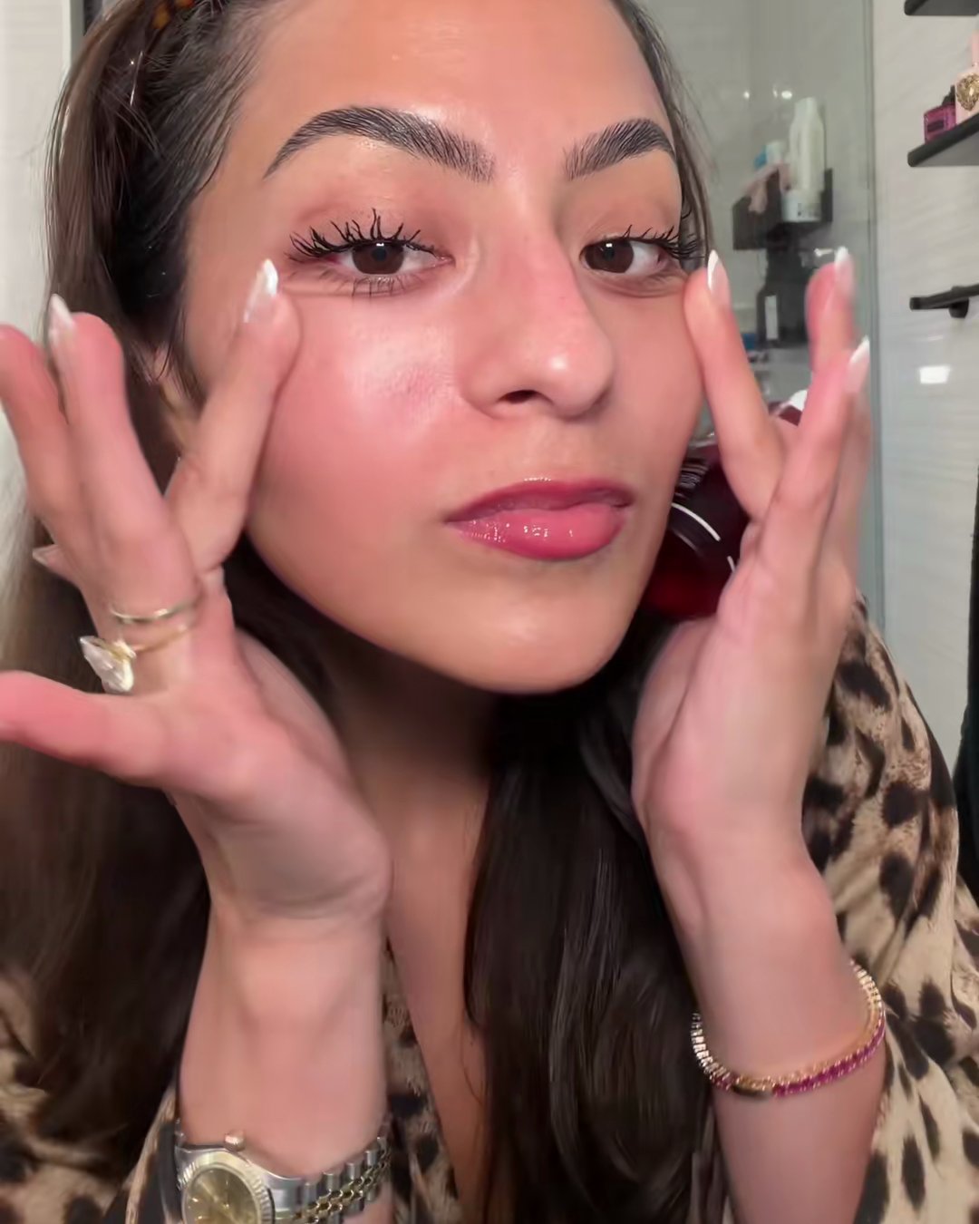 Ring fingers, press and hold. Rubbing spreads it thin and you get nothing (medicube EGF NAD+ Firming Serum, Aerely Chacón)